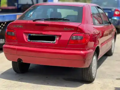 Veículo de Sucata citroen xsara berlina 1.9 diesel do ano 2000 alimentado wjzdw8