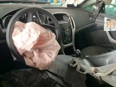 Scrapping Vehicle opel astra j lim. cosmo of the year 2011 powered a17dtr
