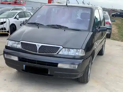 Veículo de Sucata lancia zeta 2.0 jtd ls (5 asientos) do ano 2001 alimentado rhw