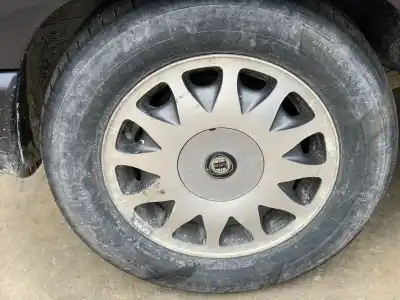 Veículo de Sucata lancia zeta 2.0 jtd ls (5 asientos) do ano 2001 alimentado rhw