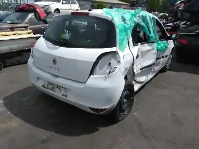 Scrapping Vehicle RENAULT CLIO III Yahoo of the year 2001 powered D4FD7