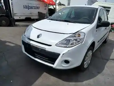 Здавання транспортного засобу renault clio iii yahoo року 2001 потужний d4fd7