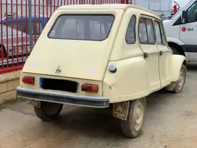 Veicolo di demolizione citroen dyane dyane 6 dell'anno 1979 alimentato m28 explosion