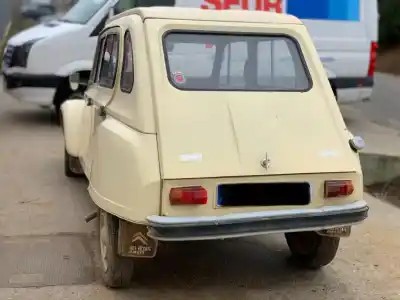 Veicolo di demolizione citroen dyane dyane 6 dell'anno 1979 alimentato m28 explosion