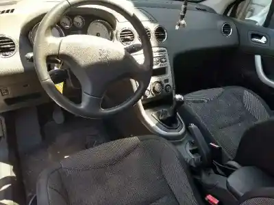 Veicolo di demolizione peugeot 308 sw sport dell'anno 2001 alimentato 9hx