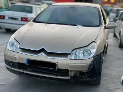 Veículo de Sucata citroen c5 berlina exclusive do ano 2005 alimentado rhr