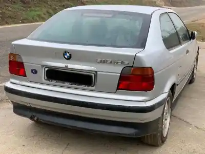 Sloopvoertuig bmw                                                serie 3 compacto (e36)                                                                                                                                                                                                                                     318tds                                                                                                                                                                                                                                                     van het jaar 2000 aangedreven 17-4t-1