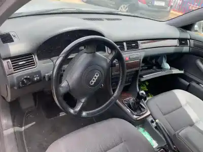 Veículo de Sucata audi a6 berlina (4b2) 2.5 v6 24v tdi do ano 1999 alimentado afb