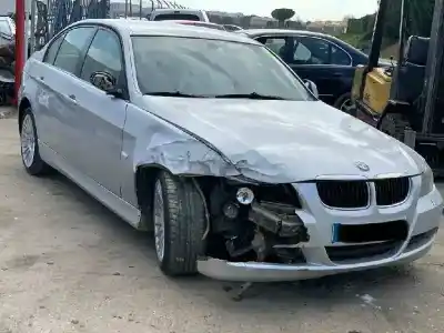 Veículo de Sucata bmw serie 3 berlina (e90) 320i do ano 2006 alimentado n46b20bg