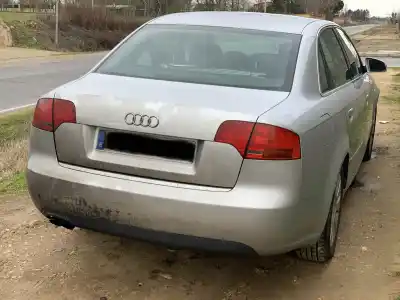 Veículo de Sucata audi a4 berlina (8e) 2.0 tdi 16v (103kw) do ano 2001 alimentado 