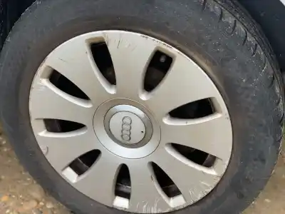 Veículo de Sucata audi a4 berlina (8e) 2.0 tdi 16v (103kw) do ano 2001 alimentado 