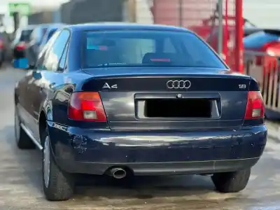 Sloopvoertuig audi a4 berlina (b5) 1.8 van het jaar 1995 aangedreven adr
