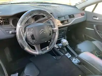 Veículo de Sucata citroen c5 berlina exclusive do ano 2008 alimentado rhr