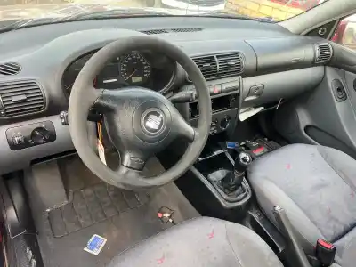 Scrapping Vehicle seat toledo ii (1m2) 1.9 tdi of the year 2000 powered agr