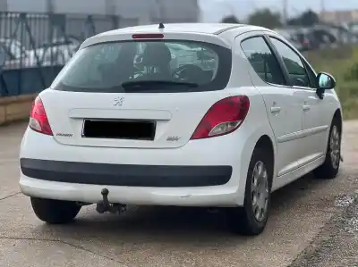 Veículo de Sucata peugeot 207 x-line do ano 2011 alimentado 8hr