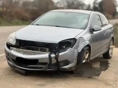 Здавання транспортного засобу opel astra gtc cosmo року 2005 потужний z19dth
