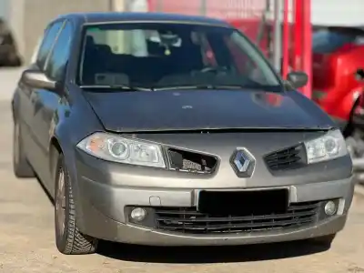 Sloopvoertuig RENAULT MEGANE II CLASSIC BERLINA Confort Authentique 106 CV / 78 KW van het jaar 2008 aangedreven K9KP7