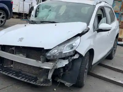 Véhicule à la ferraille peugeot 2008 (--.2013->) active de l'année 2015 alimenté bh02