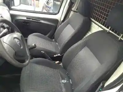 Vehicul casat citroen nemo sx al anului 2001 alimentat 8hs