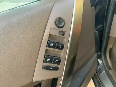 Veículo de Sucata bmw serie 5 berlina (e60) 530d do ano 2003 alimentado n57306d2