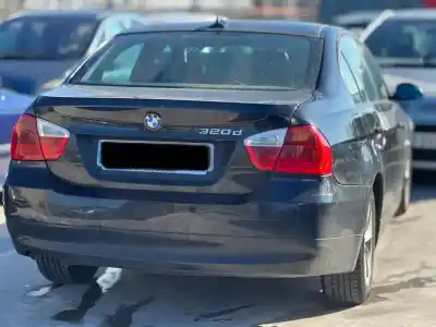 Veículo de Sucata bmw serie 3 berlina (e90) 320d do ano 2008 alimentado n47d20a