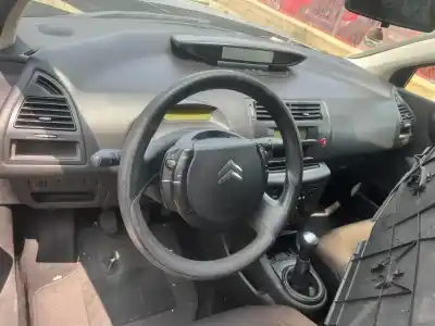 Veículo de Sucata citroen c4 coupé (la_) 1.4 16v do ano 2006 alimentado kfuet3j4