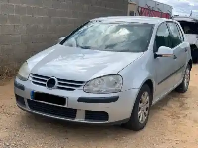 Sloopvoertuig VOLKSWAGEN GOLF V BERLINA (1K1) Conceptline (E) van het jaar 2005 aangedreven BKC