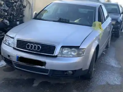 Scrapping Vehicle audi a4 b6 (8e2) 1.9 tdi of the year 2003 powered awx