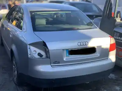 Scrapping Vehicle audi a4 b6 (8e2) 1.9 tdi of the year 2003 powered awx
