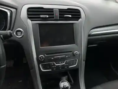 Vehicul casat ford mondeo lim. business edition al anului 2016 alimentat t7cn