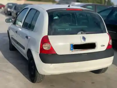 Veículo de Sucata renault                                            clio ii fase ii (b/cb0)                                                                                                                                                                                                                                    authentique                                                                                                                                                                                                                                                do ano 2002 alimentado d7fg7