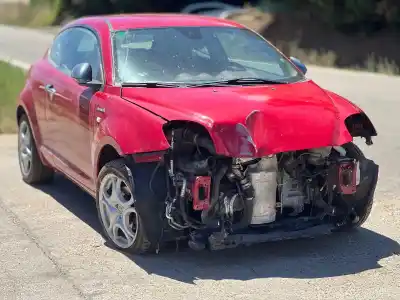 Veículo de Sucata alfa romeo mito (145) distinctive do ano 2009 alimentado 955a3000