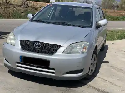 Veicolo di demolizione toyota corolla (e12) 2.0 d-4d linea terra berlina dell'anno 2003 alimentato 1cdftv
