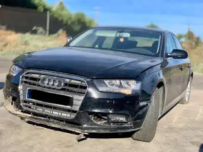 Veicolo di demolizione audi a4 berlina (b8) básico dell'anno 2015 alimentato cglc