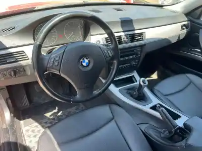 Scrapping Vehicle bmw 3 touring (e91) 320 d of the year 2006 powered 204d4