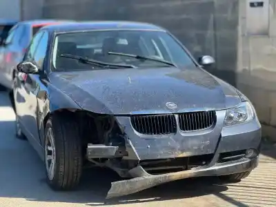 Veículo de Sucata bmw serie 3 berlina (e90) 320i do ano 2006 alimentado n46b20b