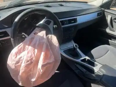 Veículo de Sucata bmw serie 3 berlina (e90) 320i do ano 2006 alimentado n46b20b