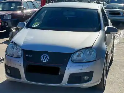 Sloopvoertuig VOLKSWAGEN GOLF V BERLINA (1K1) Conceptline (E) van het jaar 2004 aangedreven BAG