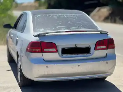 Veicolo di demolizione kia magentis concept dell'anno 2008 alimentato d4ea