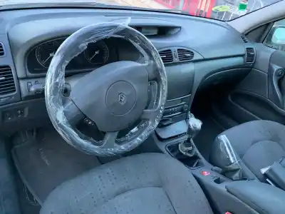 Véhicule à la ferraille renault laguna ii (bg0) authentique de l'année 2004 alimenté k4m7