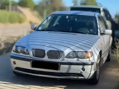 Veículo de Sucata bmw serie 3 berlina (e46) 320d do ano 2002 alimentado m47n204d4