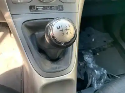 Veículo de Sucata toyota auris active do ano 2009 alimentado 1nrfe