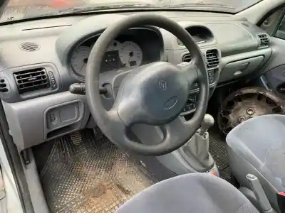 Утилизация автомобиля renault clio ii fase i (b/cbo) 1.2 года 2001 питание df7g7