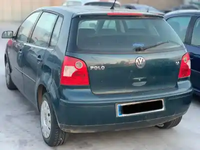 Veículo de Sucata volkswagen polo (9n1) trendline do ano 2002 alimentado aua
