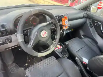 Scrapping Vehicle seat leon (1m1) 1.9 tdi of the year 2000 powered ahf