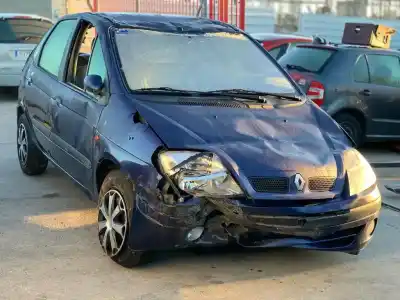Veicolo di demolizione renault scénic i monospace (ja0/1_, fa0_) 1.9 dti (ja1u) dell'anno 2003 alimentato f9q744