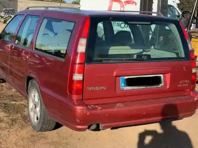 Vehicul casat volvo v70 familiar 2.4 (125kw) al anului 1998 alimentat b5254s