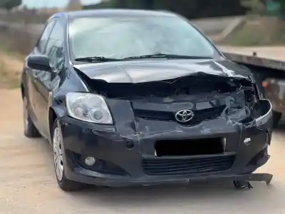 Veículo de Sucata toyota auris luna+ do ano 2008 alimentado 1ndtv