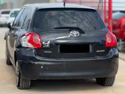 Veículo de Sucata toyota auris luna+ do ano 2008 alimentado 1ndtv