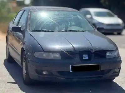 Здавання транспортного засобу seat toledo ii (1m2) 2.3 v5 20v року 2001 потужний aqn